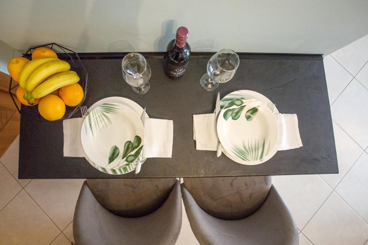 Joy Cozy Apartment Nea Iraklitsa Екстер'єр фото